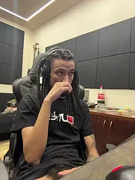 hotcamboy420 online show from March 10, 4:38 am