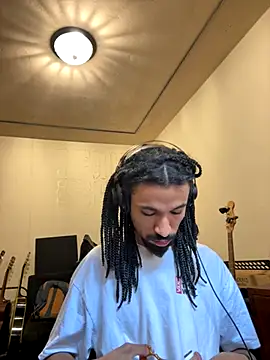 hotcamboy420 online show from November 7, 8:02 pm