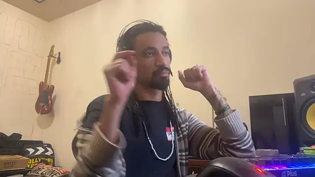 hotcamboy420 online show from November 4, 8:01 pm