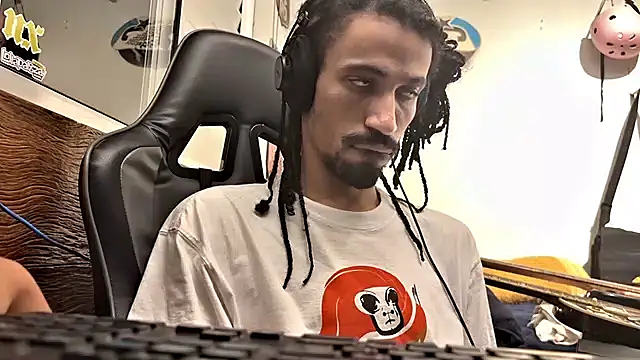 hotcamboy420 online show from February 5, 3:45 am