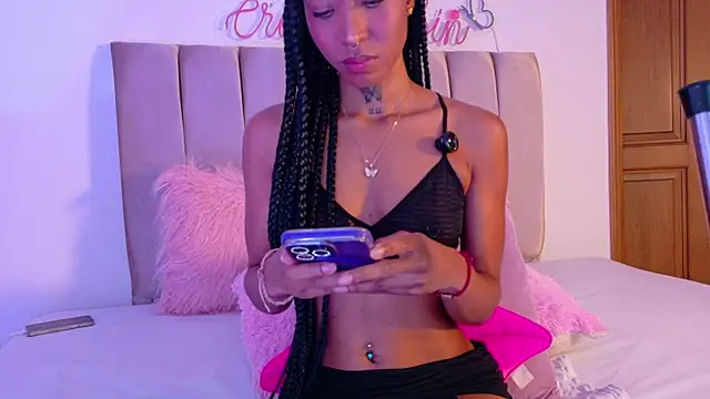 cristal subin69 online show from April 3, 7:31 pm