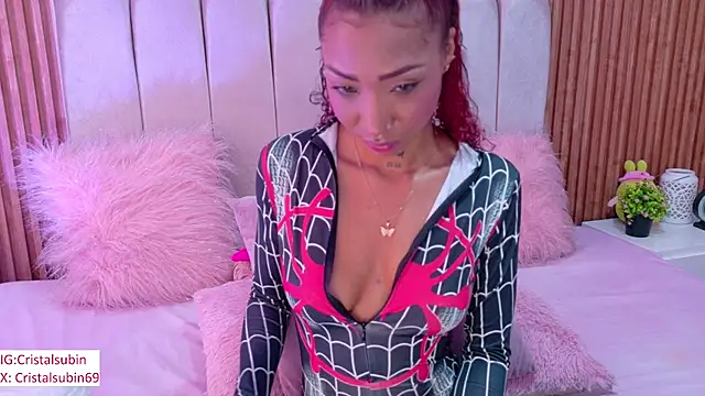 Snapshot of cristal_subin69 chatting on February 13, 2:50 pm cristal subin69 online show from February 13, 2:50 pm