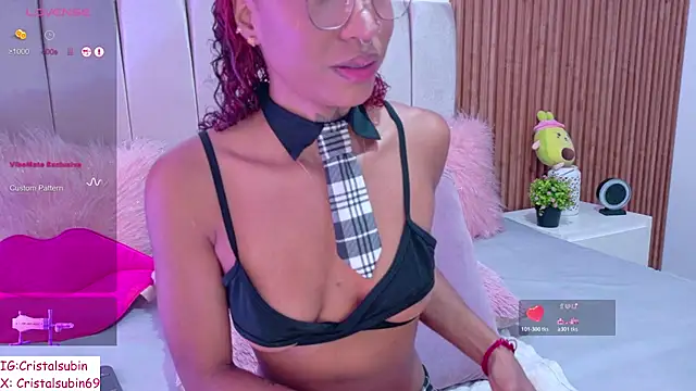 Snapshot of cristal_subin69 chatting on February 10, 12:48 pm cristal subin69 online show from February 10, 12:48 pm