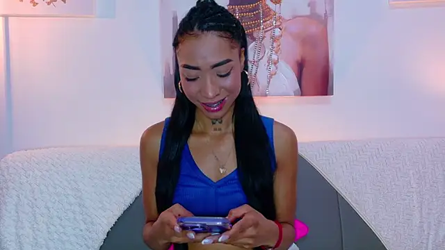 Snapshot of cristal_subin69 chatting on June 24, 12:04 pm cristal subin69 online show from June 24, 12:04 pm