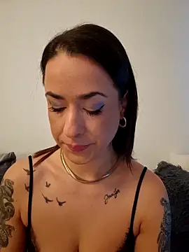 LydiaMaus96 online show from December 15, 2:45 pm