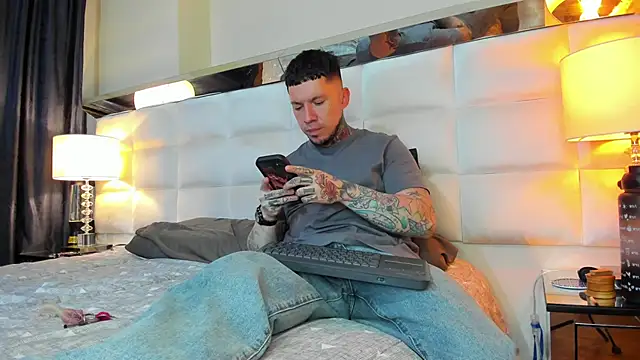 Adam tatto online show from October 5, 3:52 am