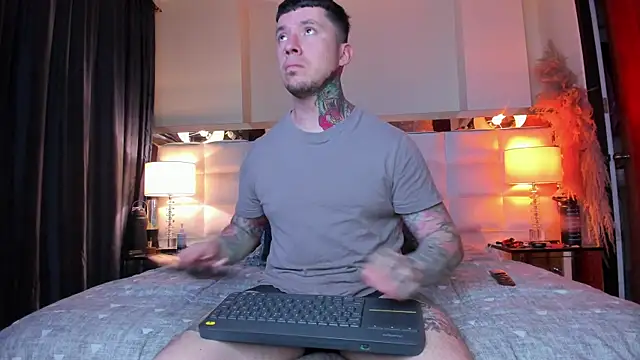 Adam tatto online show from September 19, 3:54 am