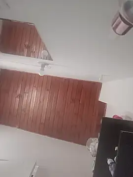 karlamorris  online show from January 8, 12:11 pm