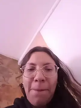 karlamorris  online show from October 16, 1:30 pm