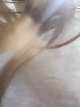 karlamorris  online show from October 20, 1:33 pm