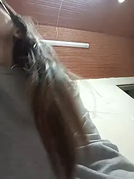 karlamorris  online show from December 1, 1:12 pm