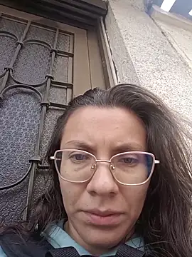 karlamorris  online show from December 22, 1:33 pm