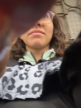 karlamorris  online show from February 23, 1:12 pm