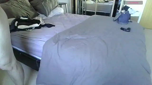 Nizzlivecam online show from April 12, 7:11 am