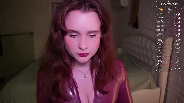 Jantrlatex online show from September 21, 8:25 pm