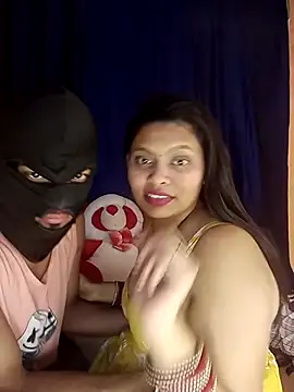 Snapshot of Sexy_DarloSiya chatting on November 8, 6:44 pm Sexy DarloSiya online show from November 8, 6:44 pm