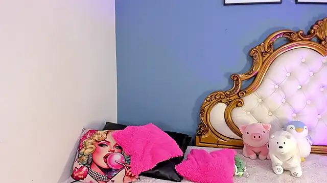 AlanaJones1 online show from March 29, 4:14 am