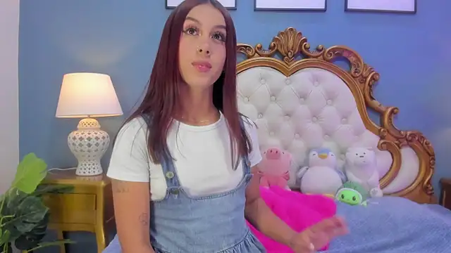 AlanaJones1 online show from October 11, 4:13 am