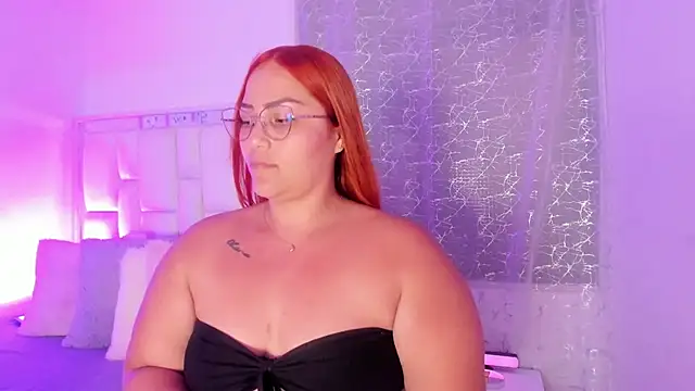 LeahxBarker online show from October 1, 1:22 am