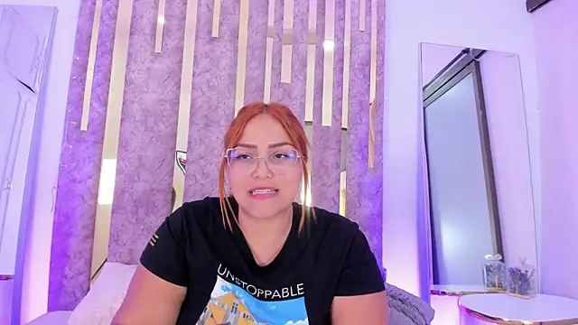 LeahxBarker online show from March 19, 4:57 am