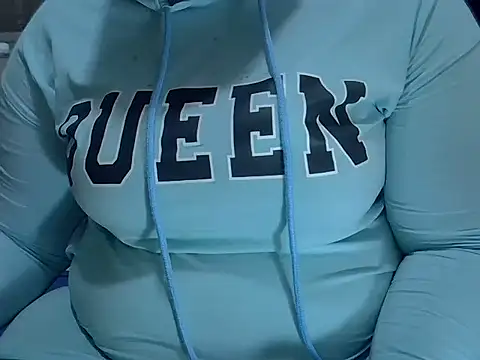 lovellybbw online show from February 21, 9:50 pm