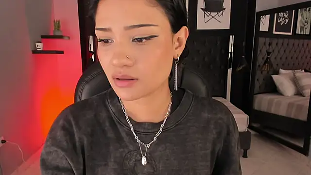 Snapshot of renee_shelby_ chatting on February 14, 9:15 pm renee shelby online show from February 14, 9:15 pm