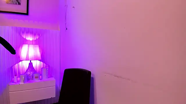 Anniee boobs online show from May 30, 3:35 am
