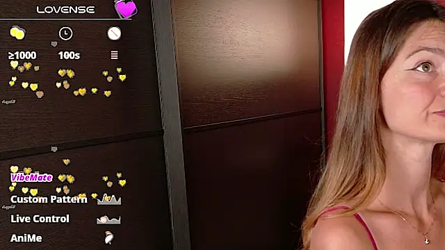 Snapshot of sexy_blondegirl chatting on June 9, 1:12 pm sexy blondegirl online show from June 9, 1:12 pm