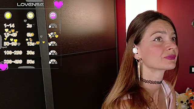 Snapshot of sexy_blondegirl chatting on June 10, 1:45 pm sexy blondegirl online show from June 10, 1:45 pm