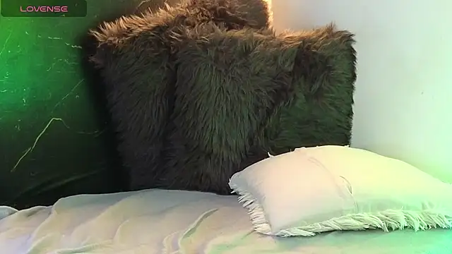 alissa4blonde online show from March 12, 9:12 am