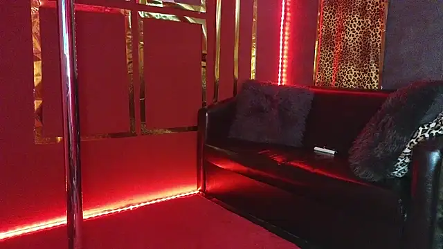 alissa4blonde online show from September 24, 6:31 am