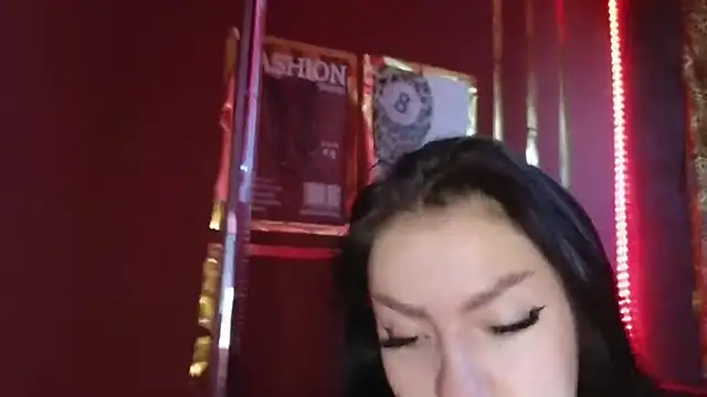 alissa4blonde online show from November 6, 6:06 am