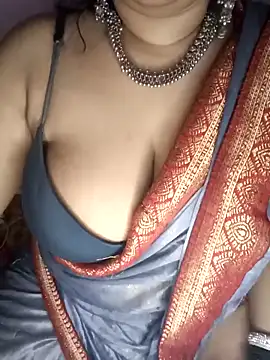 Snapshot of Leo_shreya_888 chatting on March 13, 11:27 pm Leo shreya 888 online show from March 13, 11:27 pm