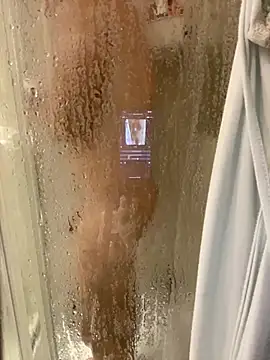 Snapshot of Mysteriousman83 chatting on December 24, 6:06 pm Mysteriousman83 online show from December 24, 6:06 pm