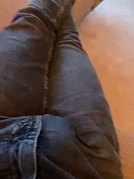 Snapshot of Mysteriousman83 chatting on January 14, 5:34 pm Mysteriousman83 online show from January 14, 5:34 pm