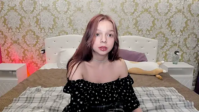 Snapshot of crystal_lilith chatting on January 31, 10:52 pm crystal lilith online show from January 31, 10:52 pm