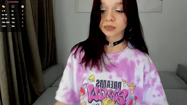 crystal lilith online show from March 1, 8:09 pm