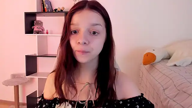 Snapshot of crystal_lilith chatting on March 9, 12:10 am crystal lilith online show from March 9, 12:10 am