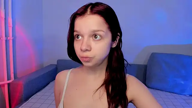 Snapshot of crystal_lilith chatting on January 18, 7:37 pm crystal lilith online show from January 18, 7:37 pm