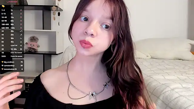 Snapshot of crystal_lilith chatting on February 12, 10:59 pm crystal lilith online show from February 12, 10:59 pm
