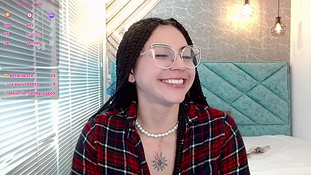april dumont online show from March 4, 4:09 pm