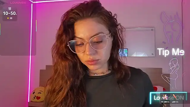 april dumont online show from September 13, 4:18 pm