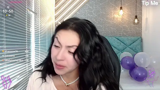 april dumont online show from March 19, 6:34 pm