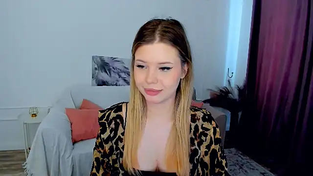 FollowLovee online show from March 23, 4:12 am