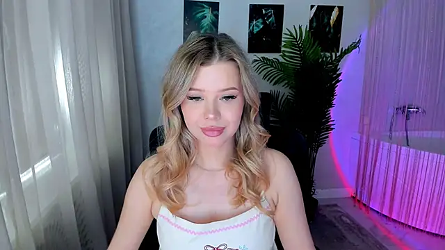 FollowLovee online show from May 25, 4:01 am