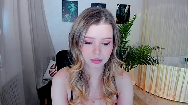 FollowLovee online show from April 11, 4:31 am