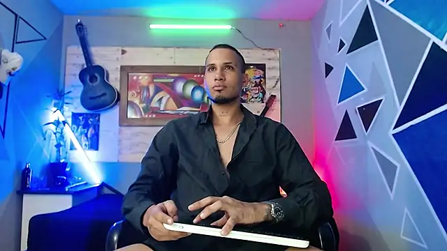 MagnusFrost online show from January 14, 3:10 am