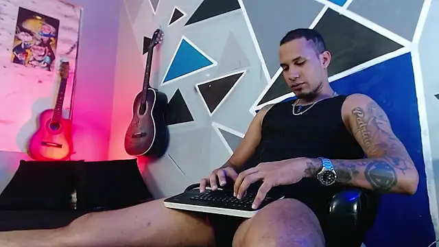 MagnusFrost online show from January 8, 2:39 am