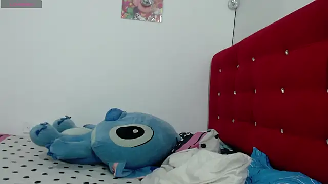 INDIAN HORNY1 online show from November 18, 2:09 pm