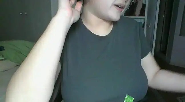 Snapshot of iamMalixxx chatting on February 13, 11:39 am iamMalixxx online show from February 13, 11:39 am